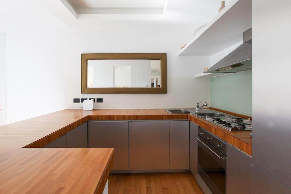 Hacca Collection - Brera & Fashion District - Bright 2br Appartamento *