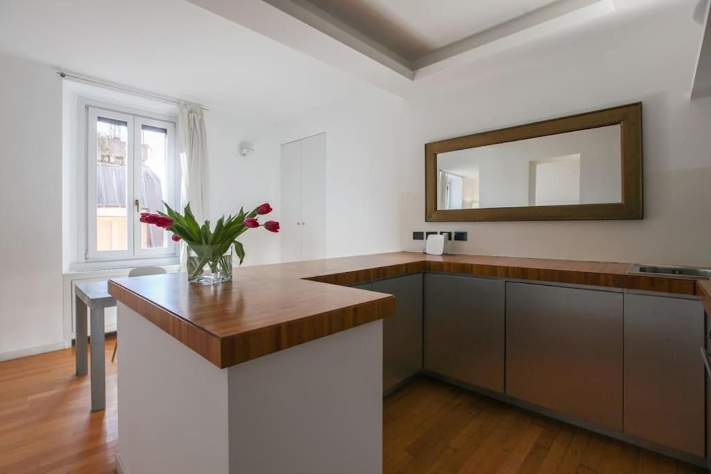 Hacca Collection - Brera & Fashion District - Bright 2br Appartamento *