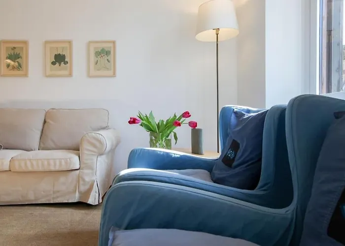 Hacca Collection - Brera & Fashion District - Bright 2Br Apt